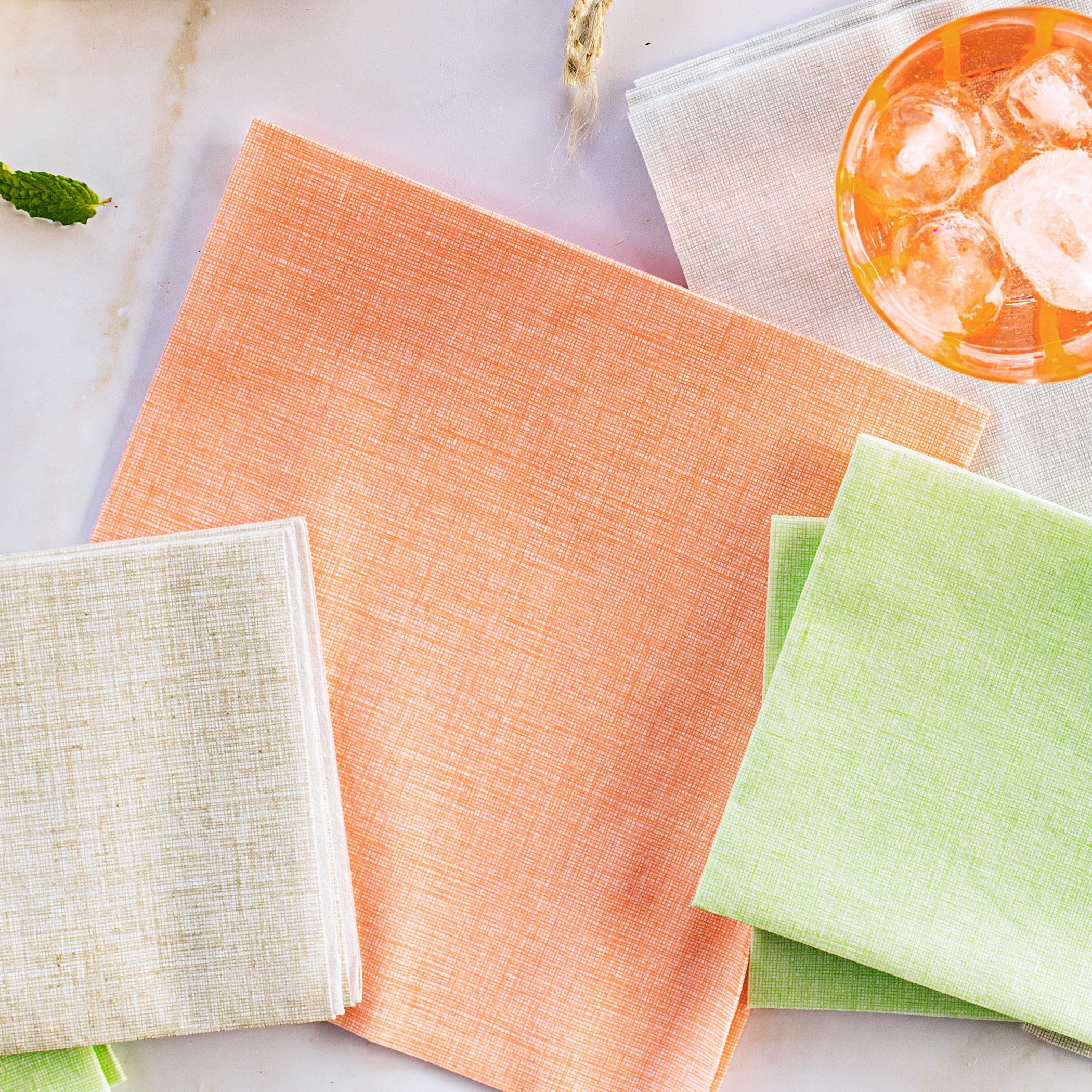 Papersoft Easy Dinner Napkins in Salmon, Pack of 20