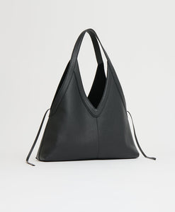 Soft M Tote in Black