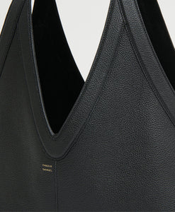 Soft M Tote in Black