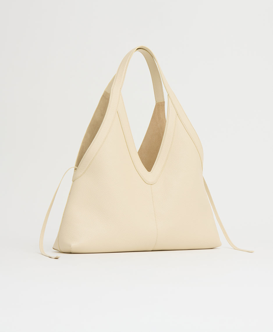Soft Medium Tote in Jasmine