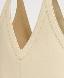 Soft Medium Tote in Jasmine