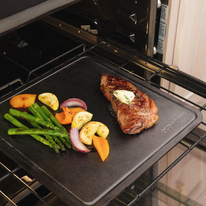 Pizza Steel with Moat in Black