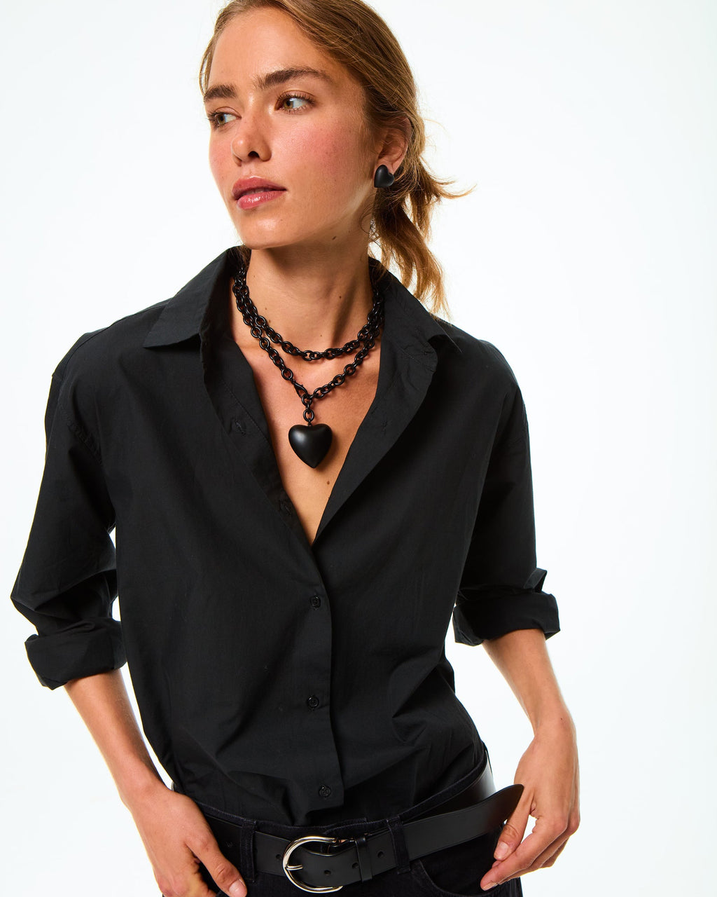 The Puffy Heart Stud Earrings in Black