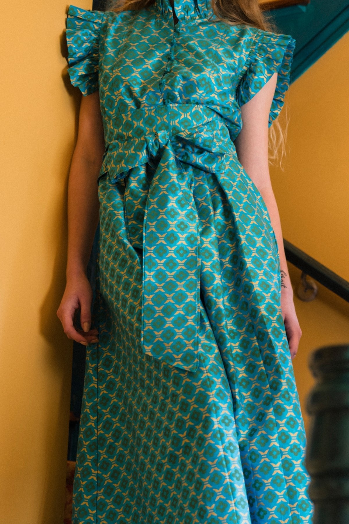 Fairfield Dress in Peacock Taffeta Emerald & Gold Quatrefoil
