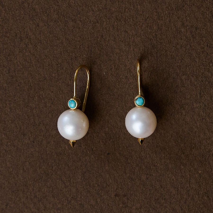 Pearl Earring