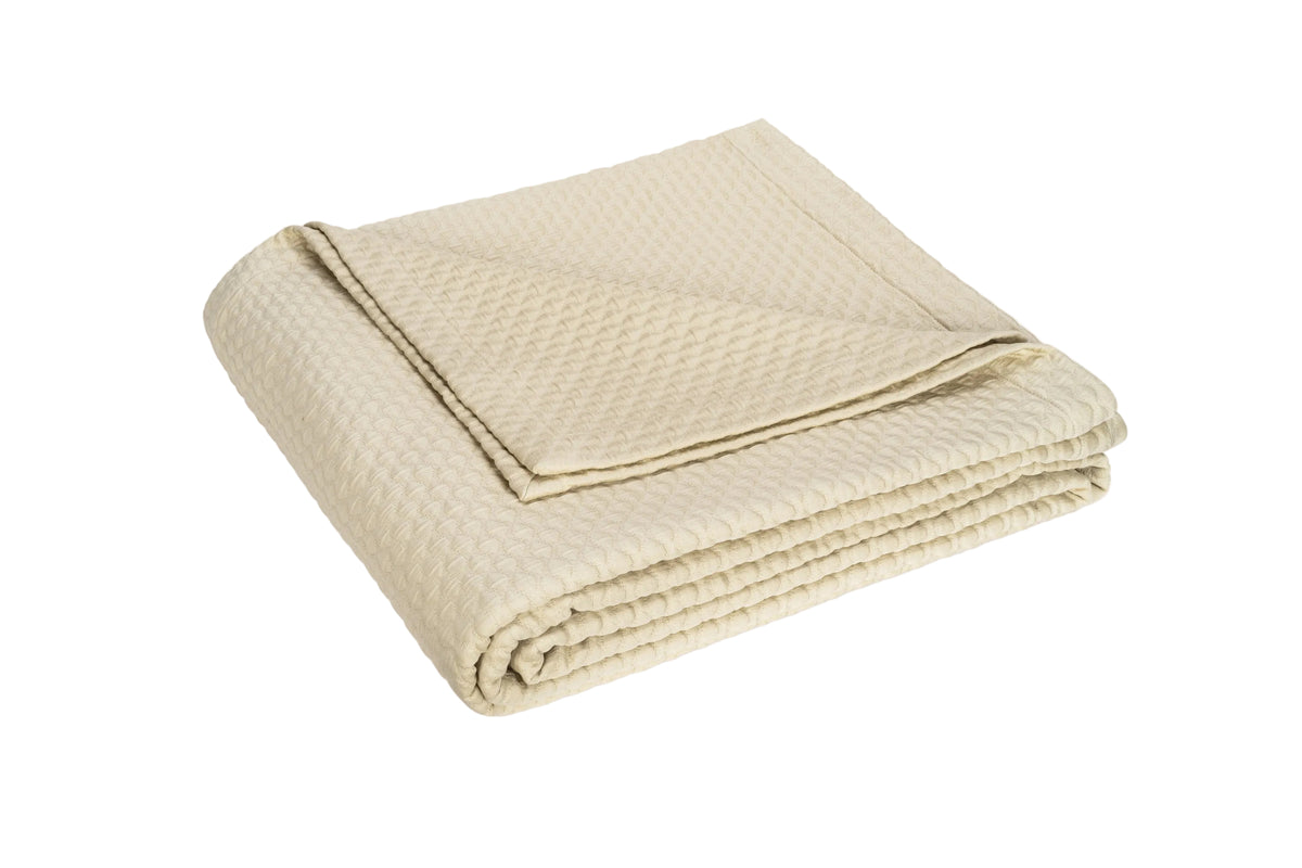 Perla Coverlet in Almond