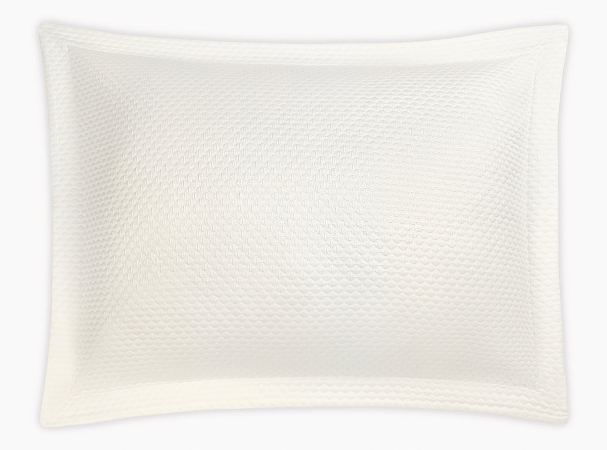 Perla Sham in Ivory