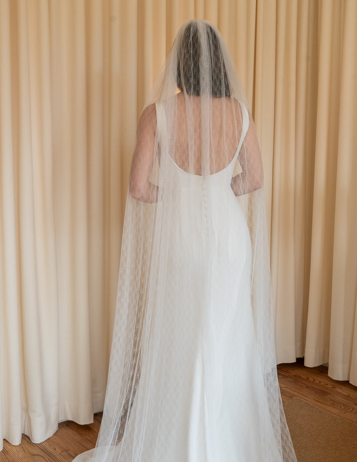 Petit Floral Lace Veil