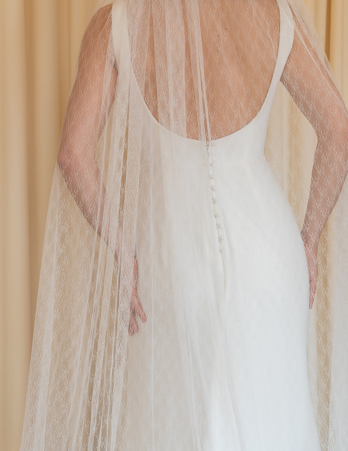 Petit Floral Lace Veil