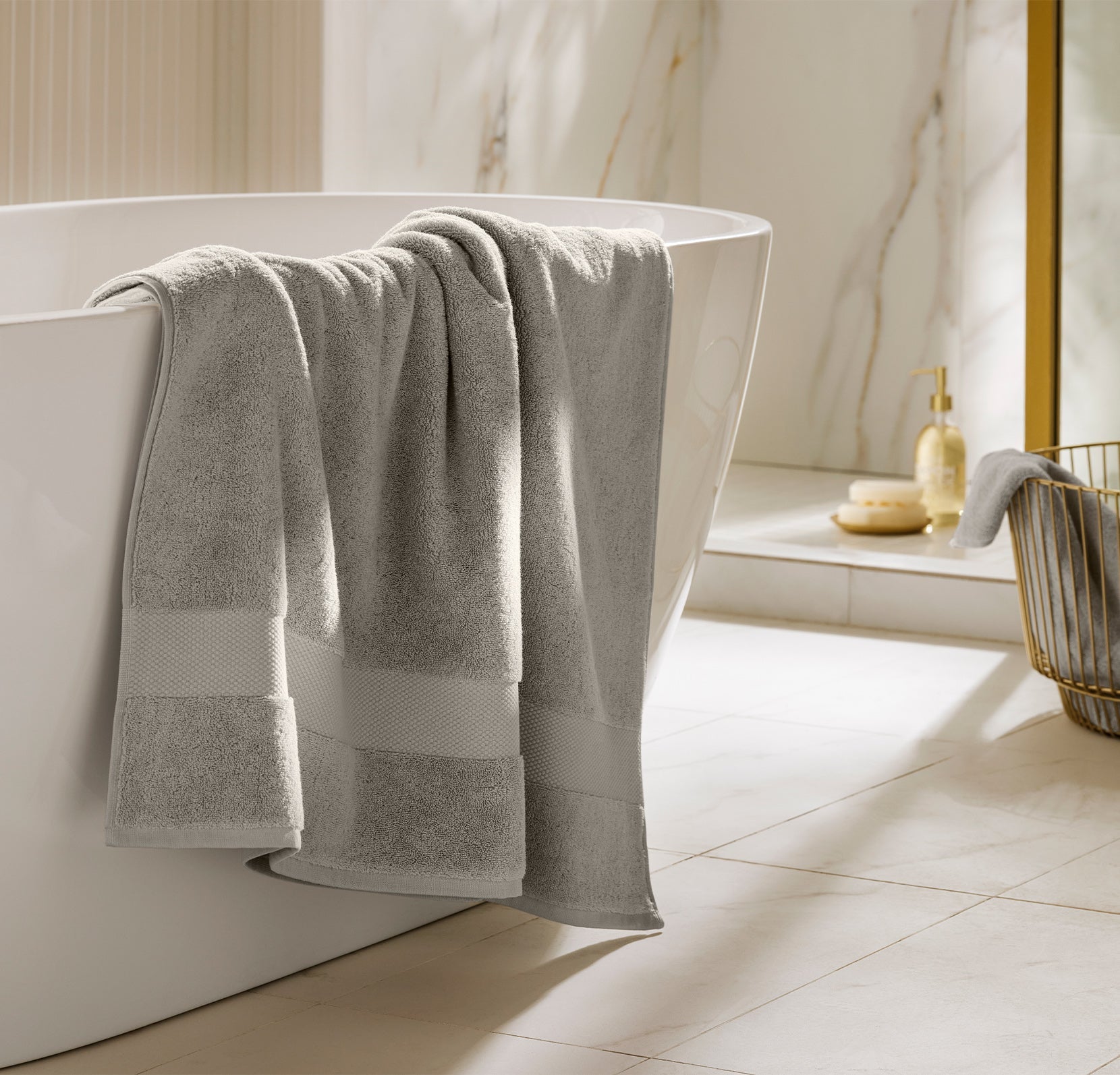 Plush Bath Sheet in Pewter