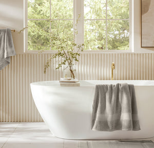 Plush Bath Towel in Pewter
