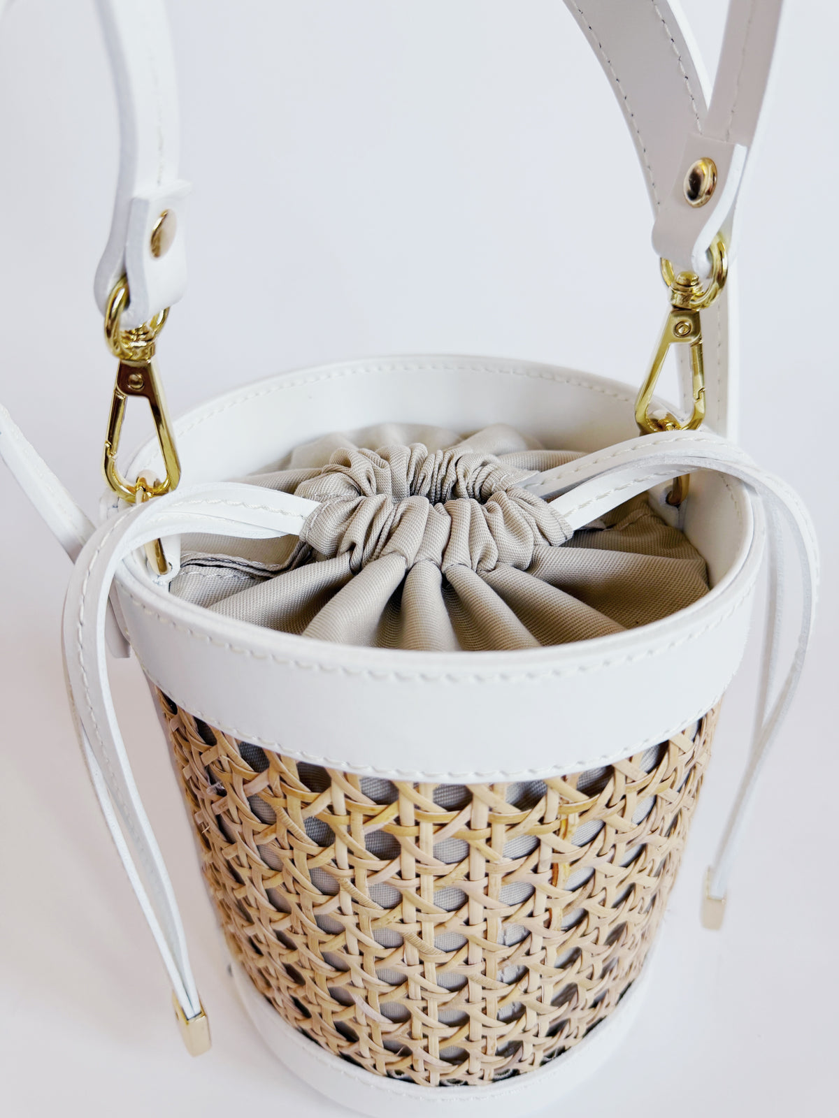 Cane Bucket Bag in White