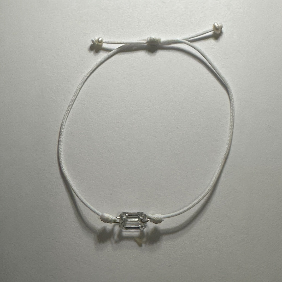 1 Carat Emerald Cut Diamond Thread Bracelet