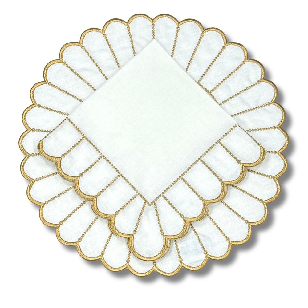 Pippa Placemat and napkin in premium linen with gold embroidery