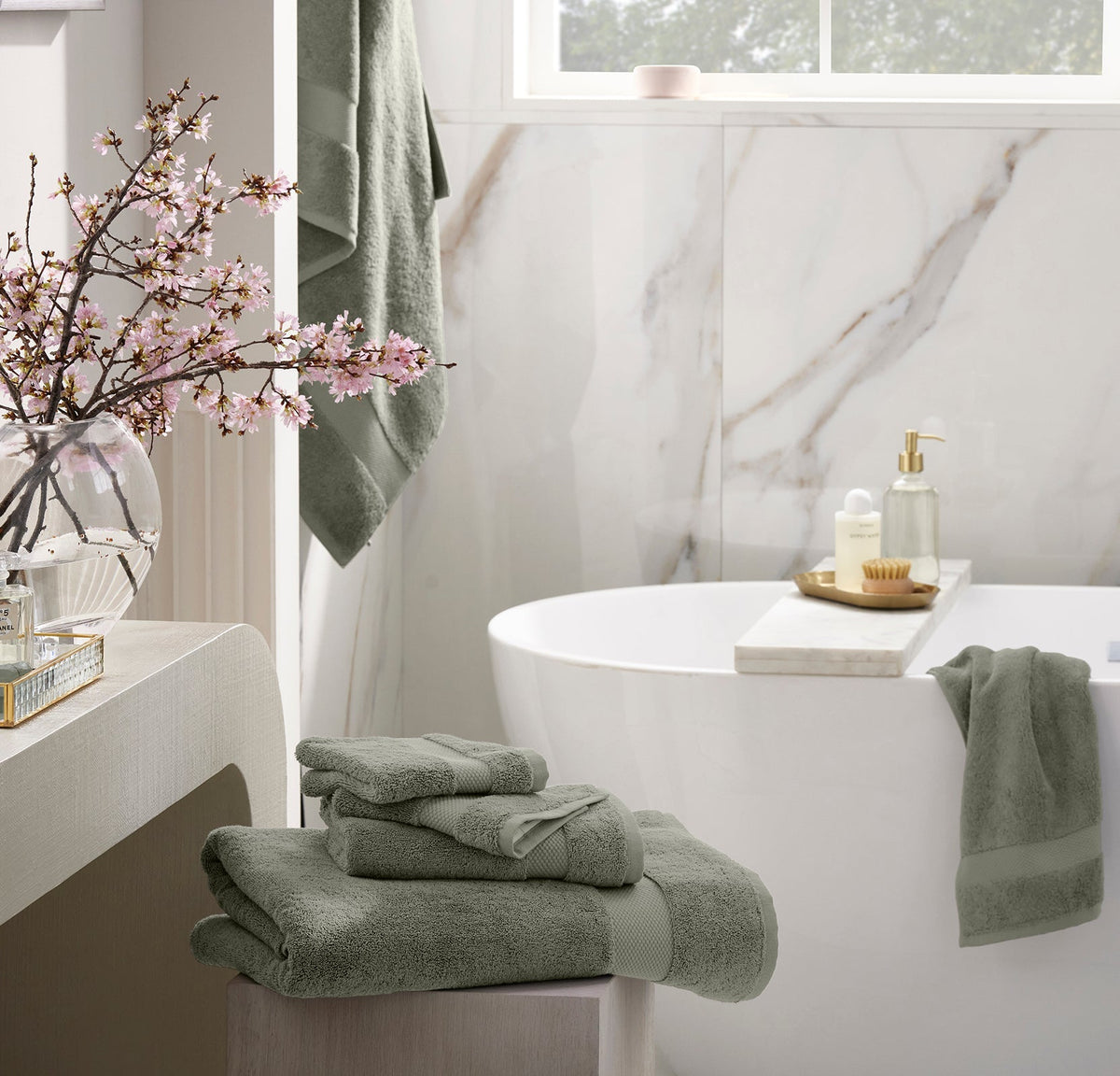 Plush Bath Sheet Set in Juniper