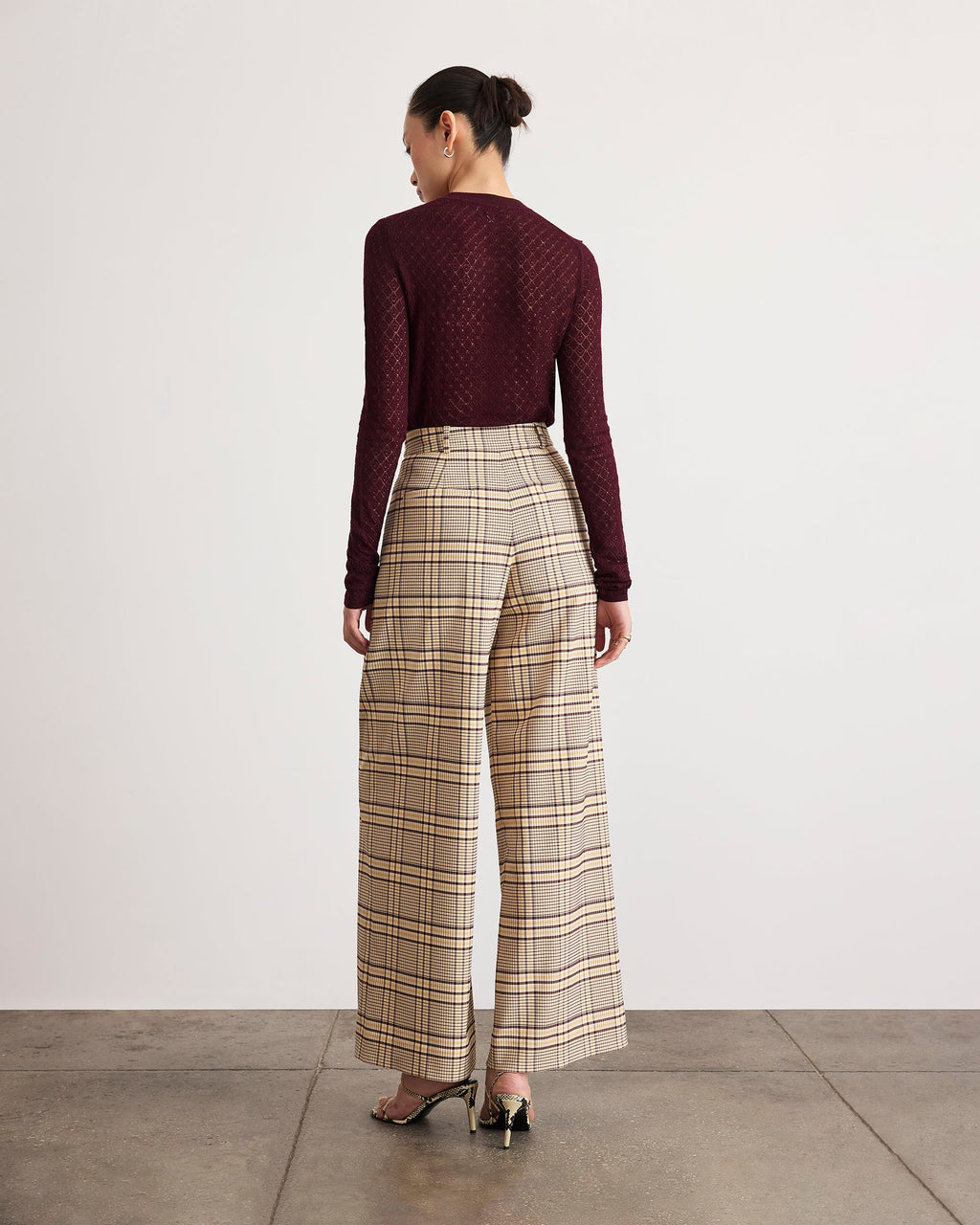 Crew Neck Kayden Knit in Blackberry