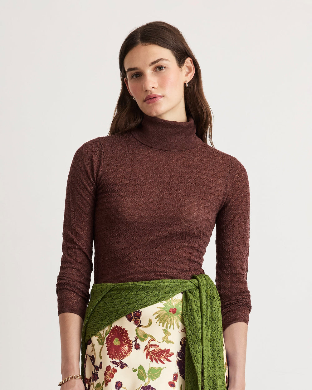 Kayden Turtleneck in Deep Redwood