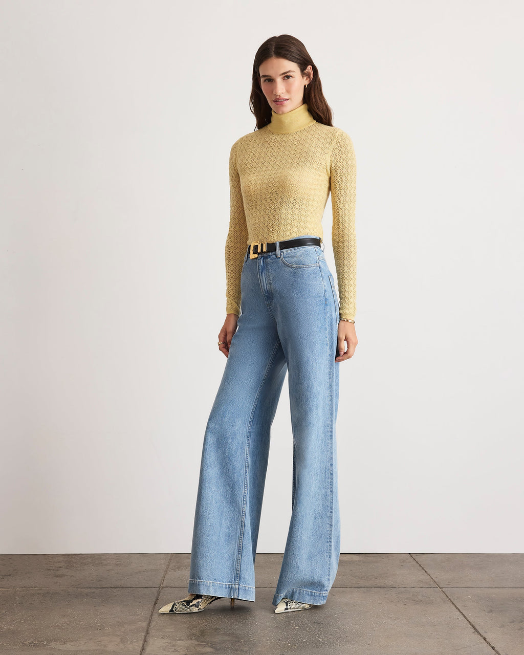 Kayden Turtleneck in Wheat