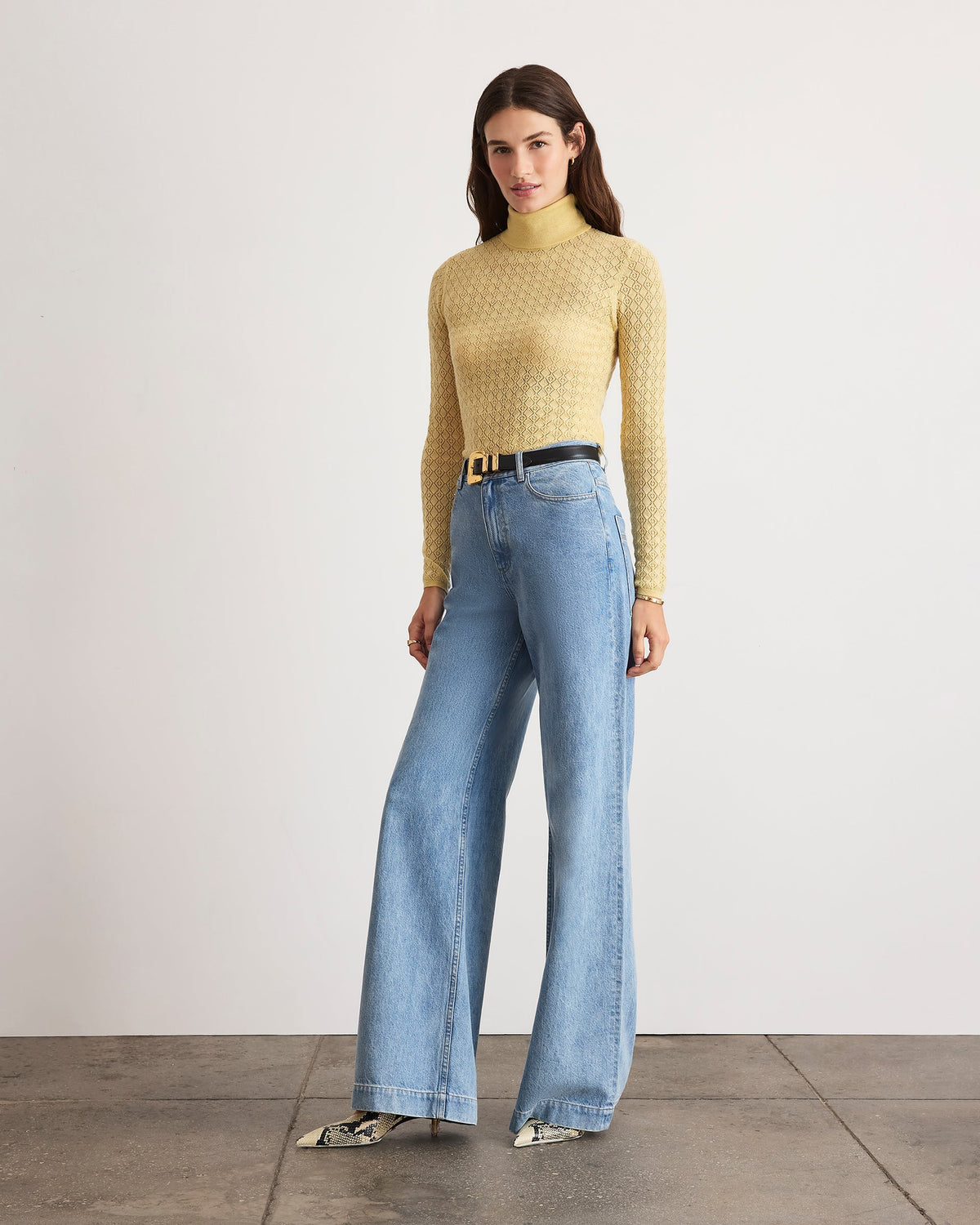 Kayden Turtleneck in Wheat