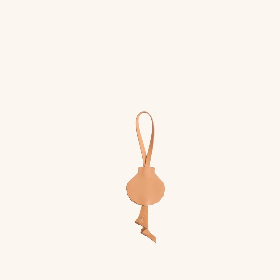 The Shell Bag Charm in Tan
