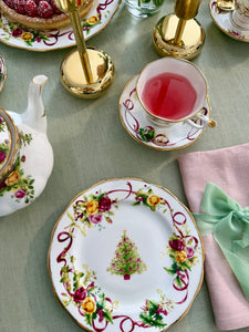 Old Country Roses Christmas Tree Plate