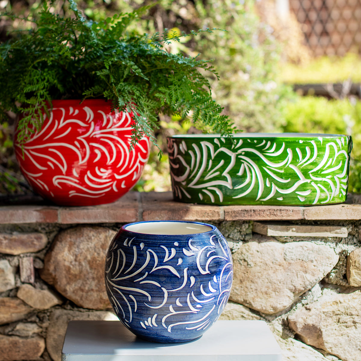 Rustic Garden Scroll Small Round Planter in Blue