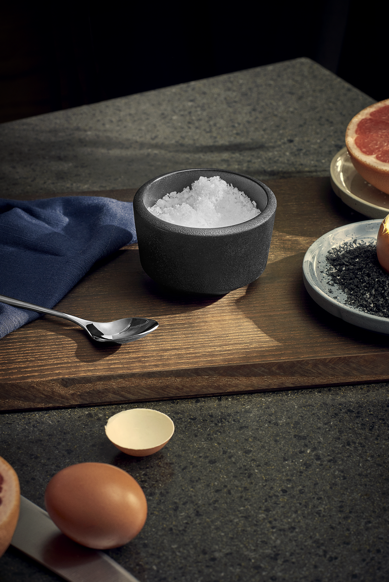 RÅ Salt Cellar with Lid in Black