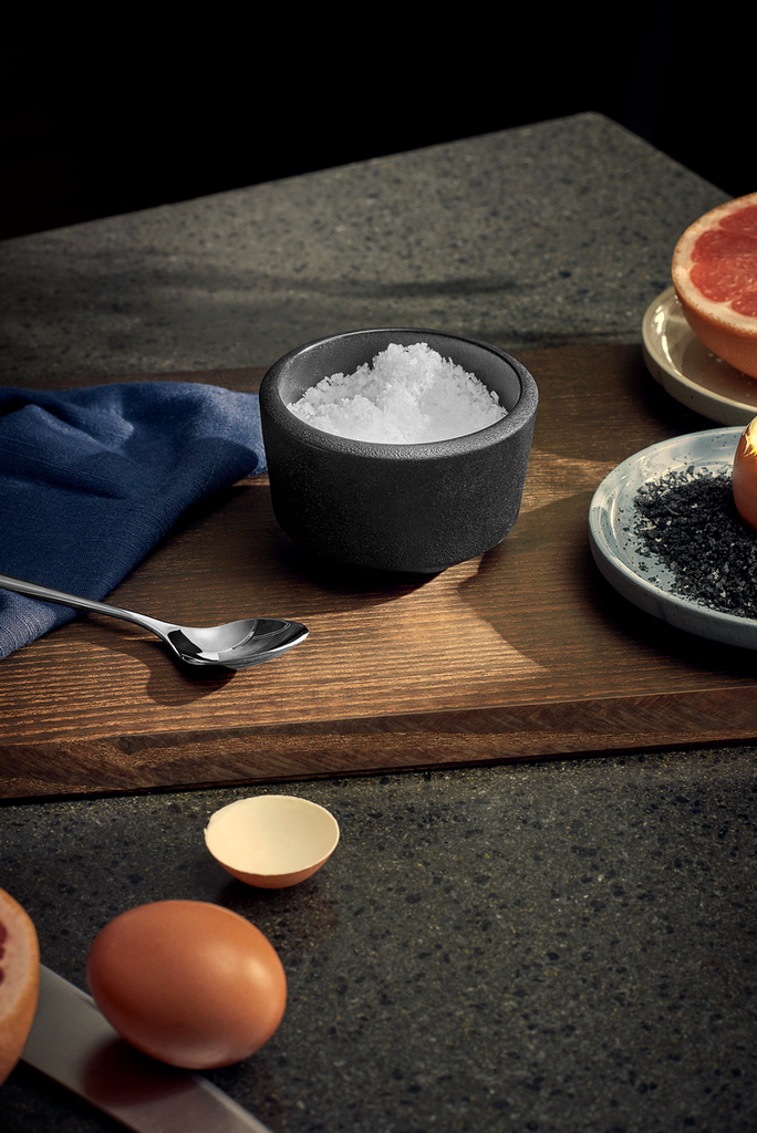 RÅ Salt Cellar with Lid in Black