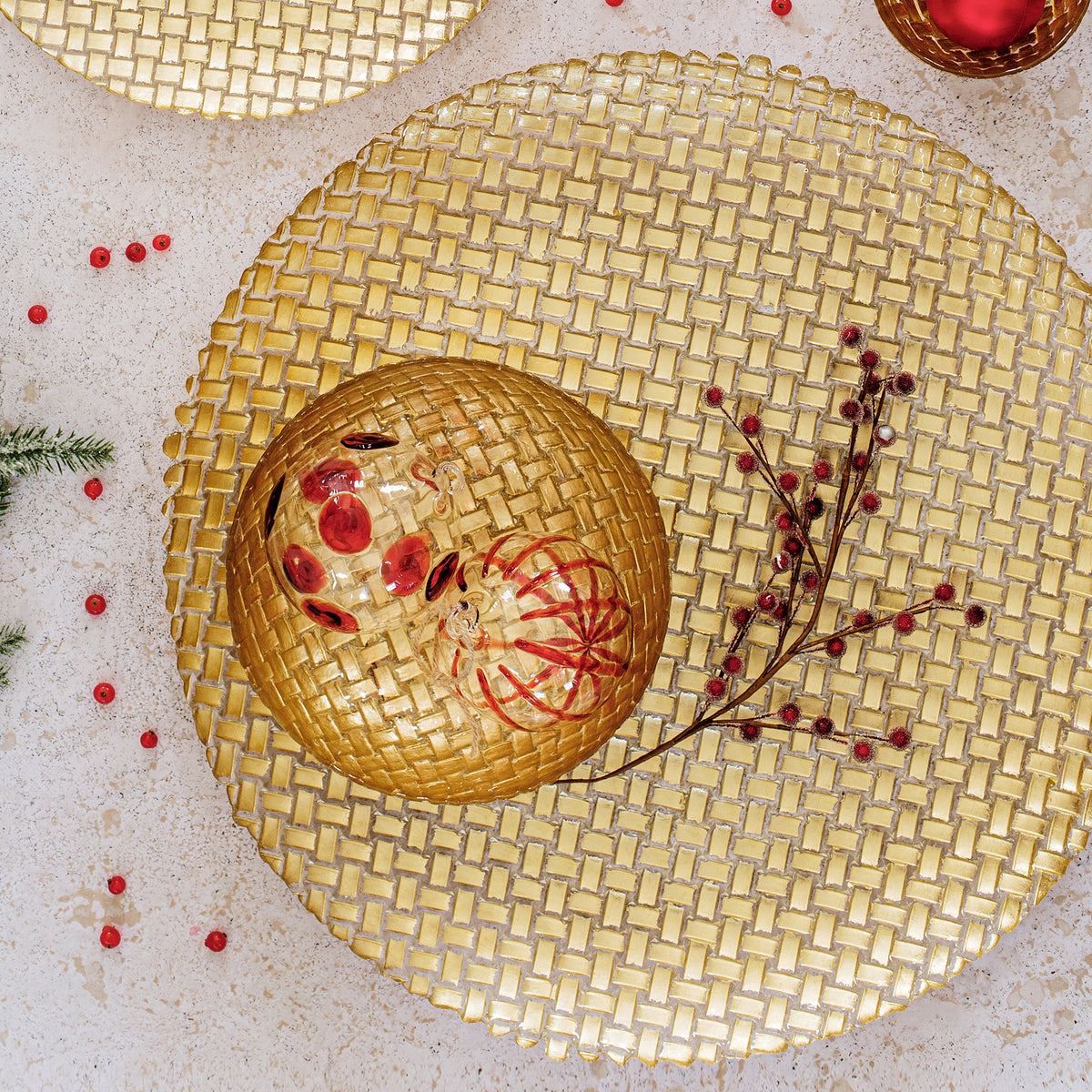 Rufolo Glass Basketweave Small Serving Bowl in Gold