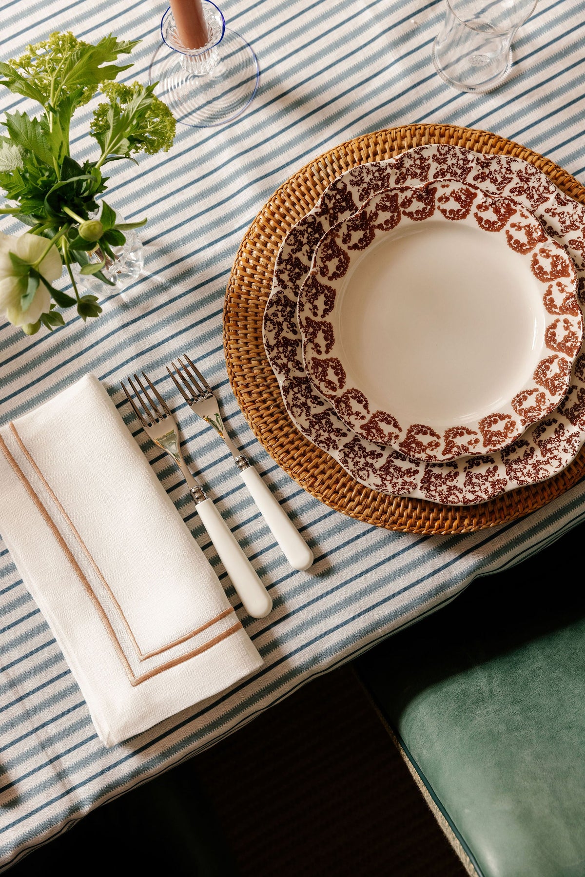 Rebecca Udall Sophie Classic Two Cord Napkin, Dusky Pink with Josephine Crockery