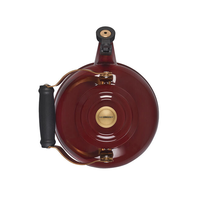 Classic Whistling Kettle with Light Gold Heart Knob