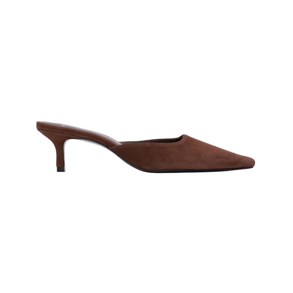 Riley 50 in Brownie Suede