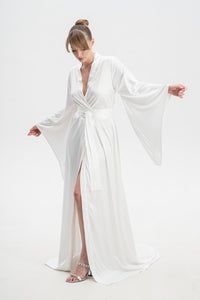 Silky Satin Robe with Train in Ivory