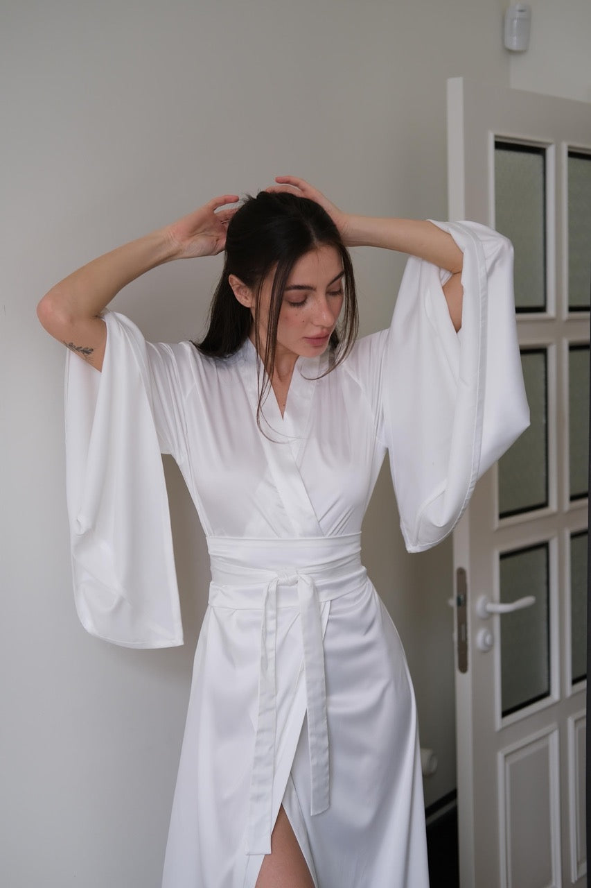 Silky Satin Robe with Train in Ivory