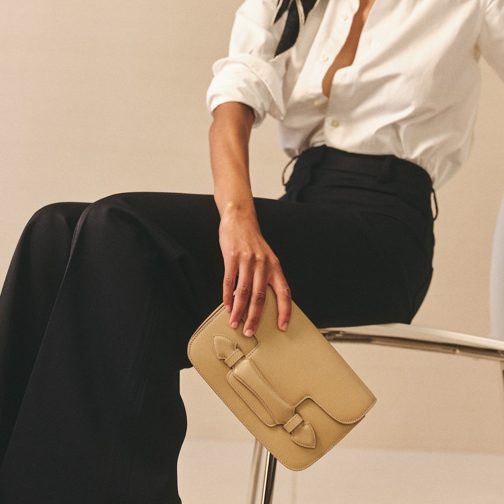 Romy Clutch in Box Calf Palmellato Natural