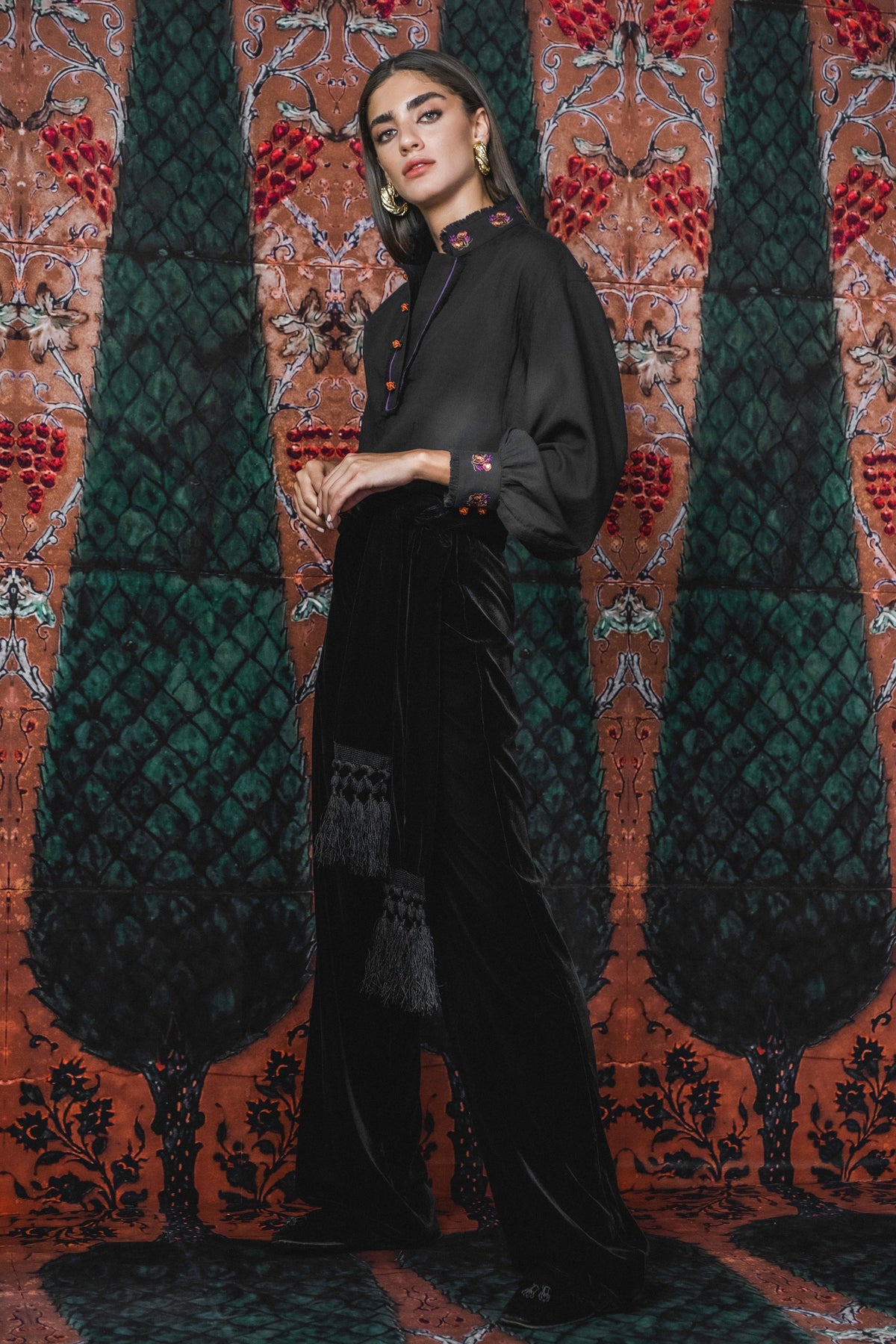 Mahtab Straight Leg Velvet Pants - Black Rosewater House 