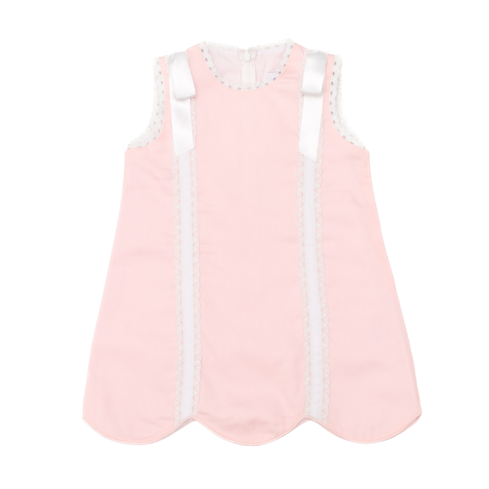 Henry Duvall Rosie Dress for girls in soft pink, a classic sleeveless dress with scalloped edges, lace trim, and satin bow details.