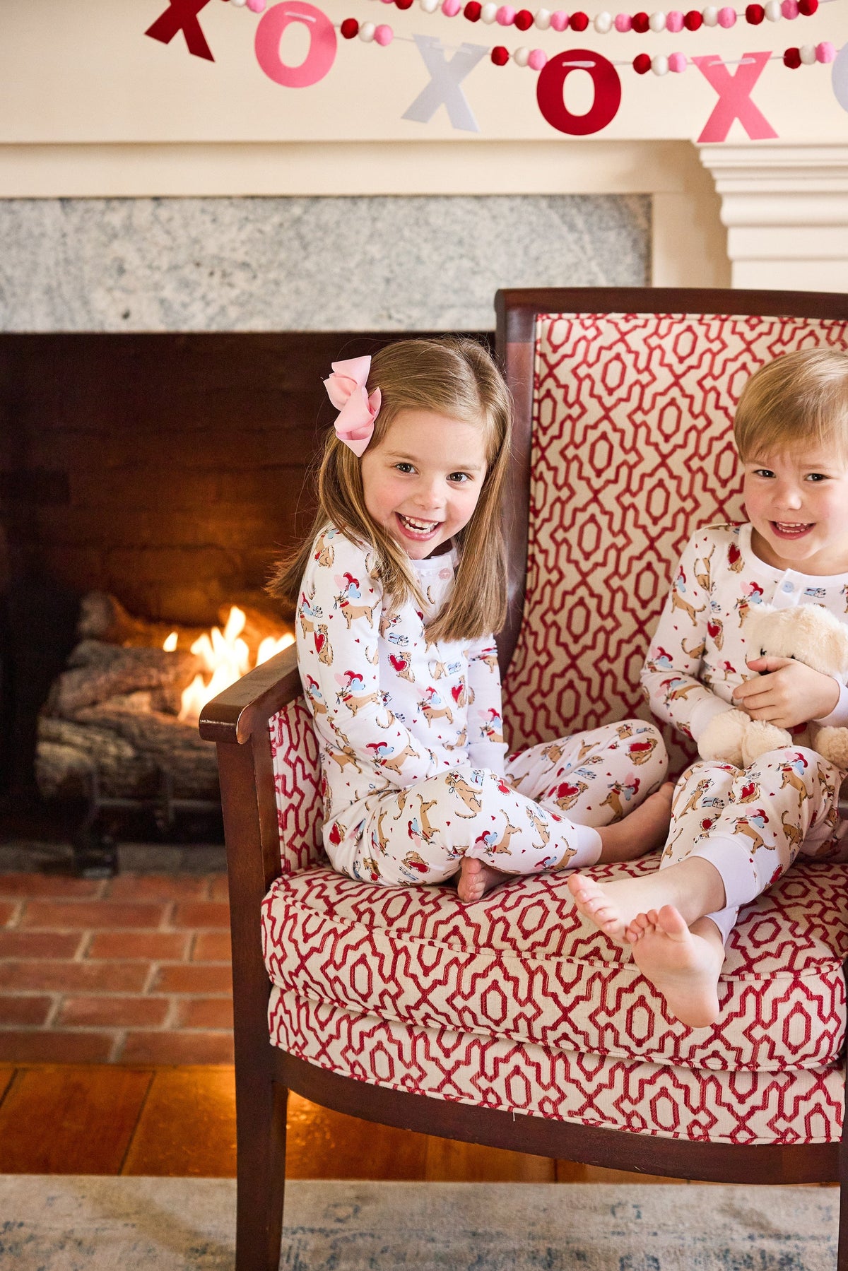 little english classic children's clothing long sleeve and pant pajamas with lab and red hearts all over print, ruffled collar for girl 