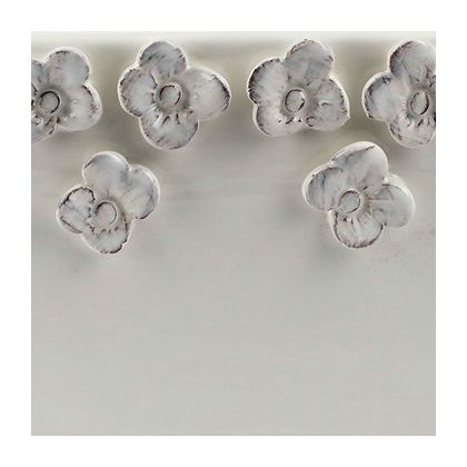 Rustic Garden White Flower Oval Planter
