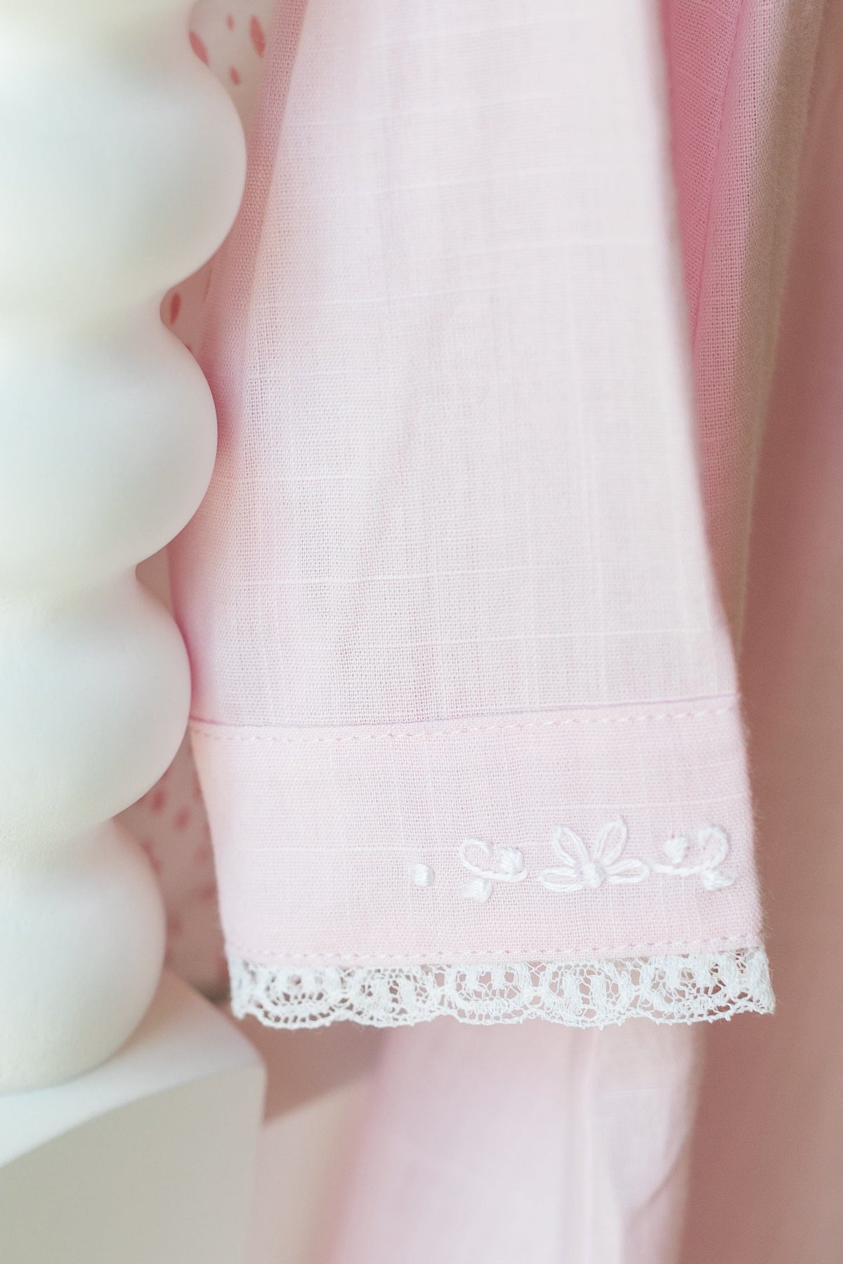 Little english classic ryeland day gown in light pink with button closure down front for baby 