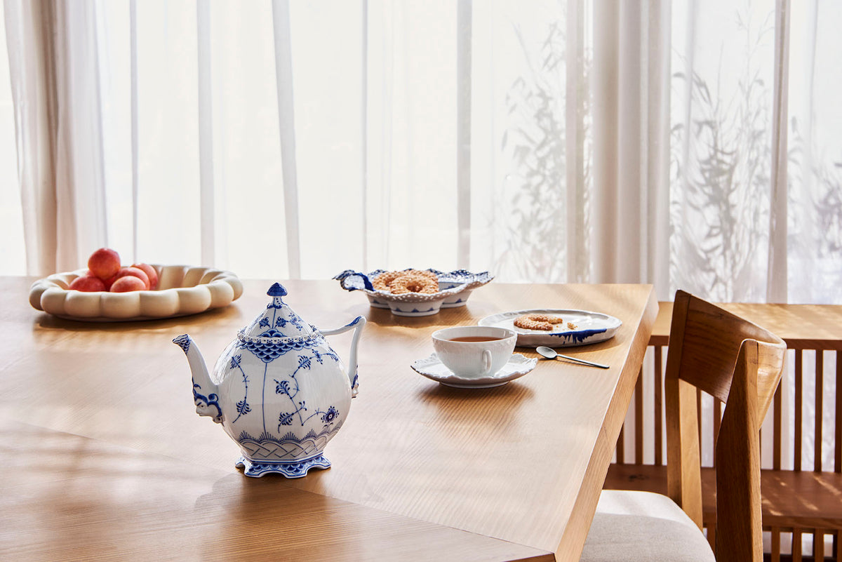 Blue Fluted Full Lace Teapot