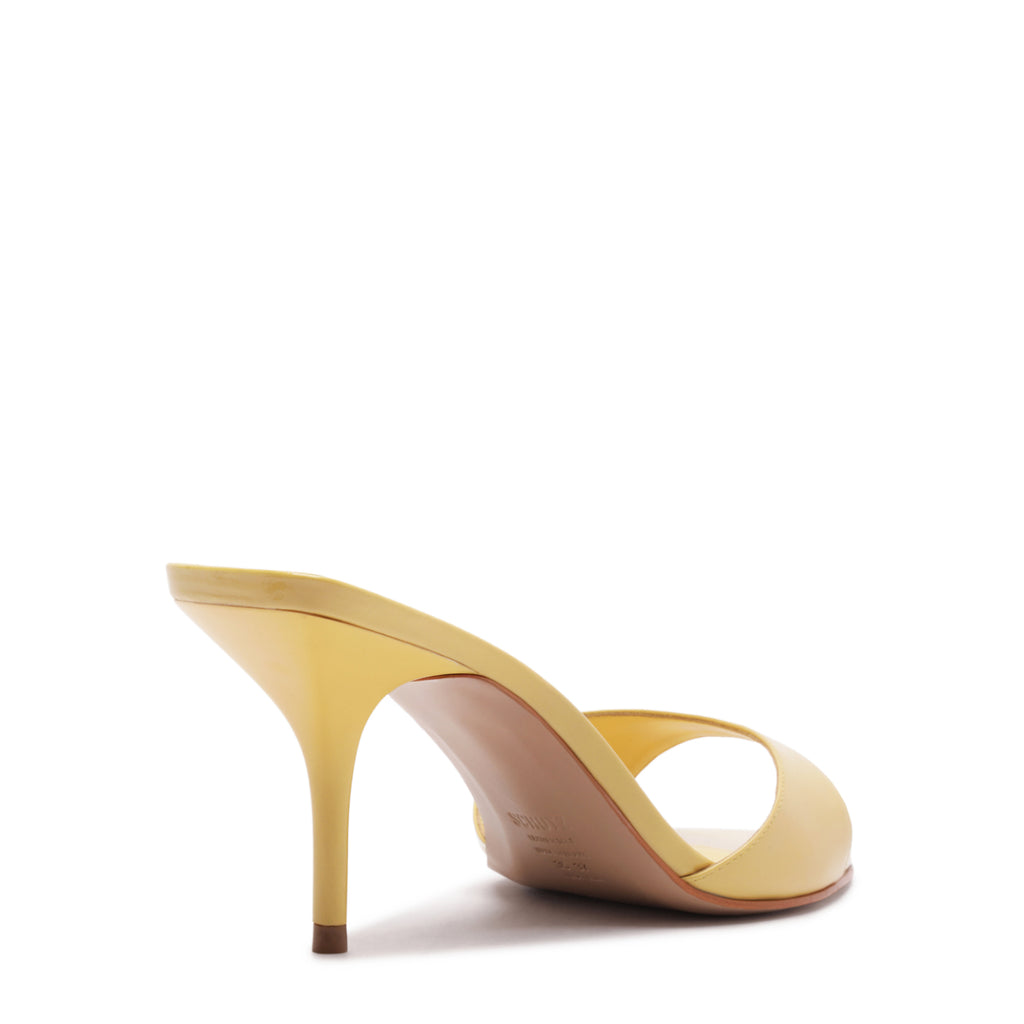 Elodie in New Yellow
