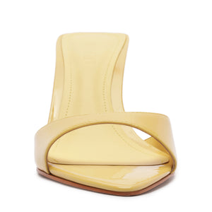 Elodie in New Yellow