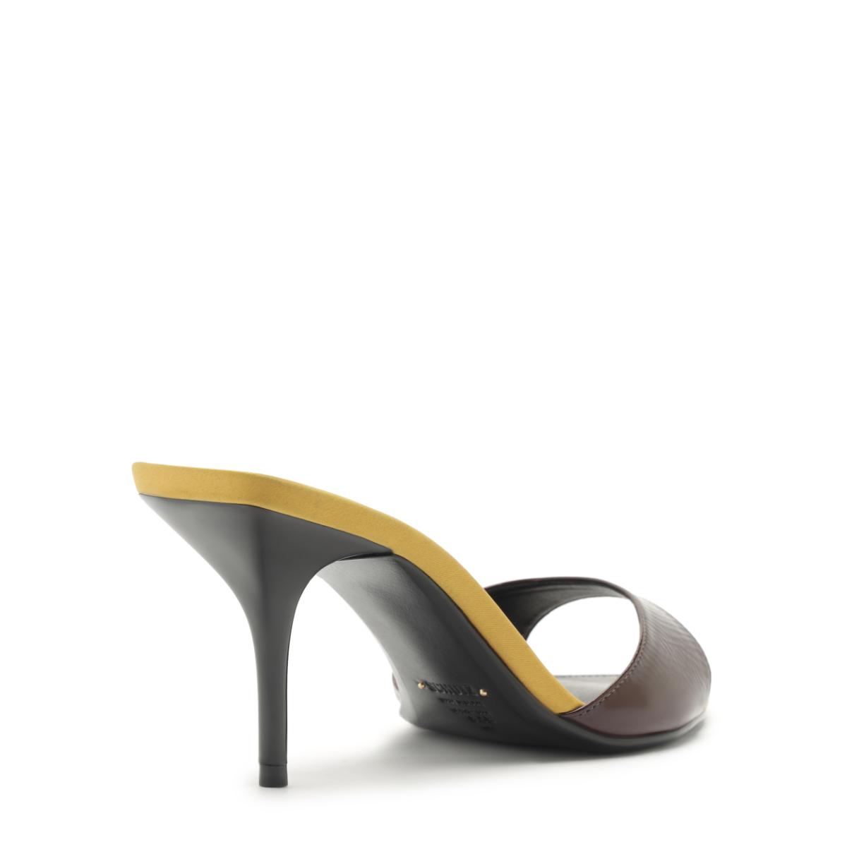 Elodie Sandal in Maplewood