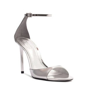 Scarlett Metallic Sandal in Prata
