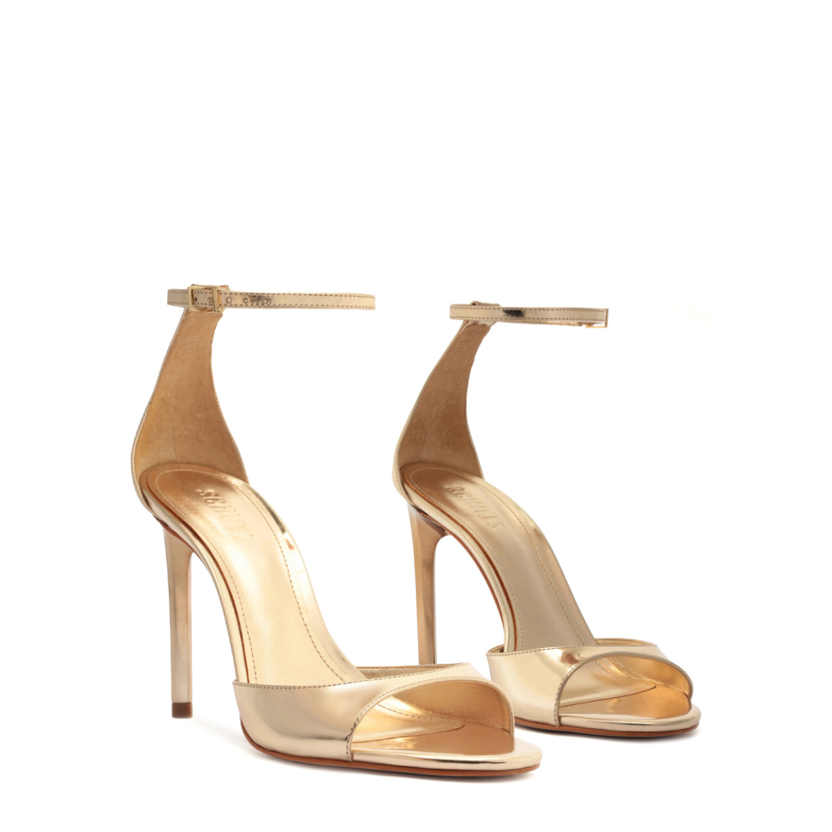 Scarlett Metallic Sandal in Platina
