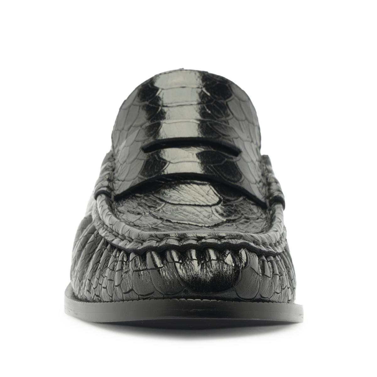 Tyche Flat in Black