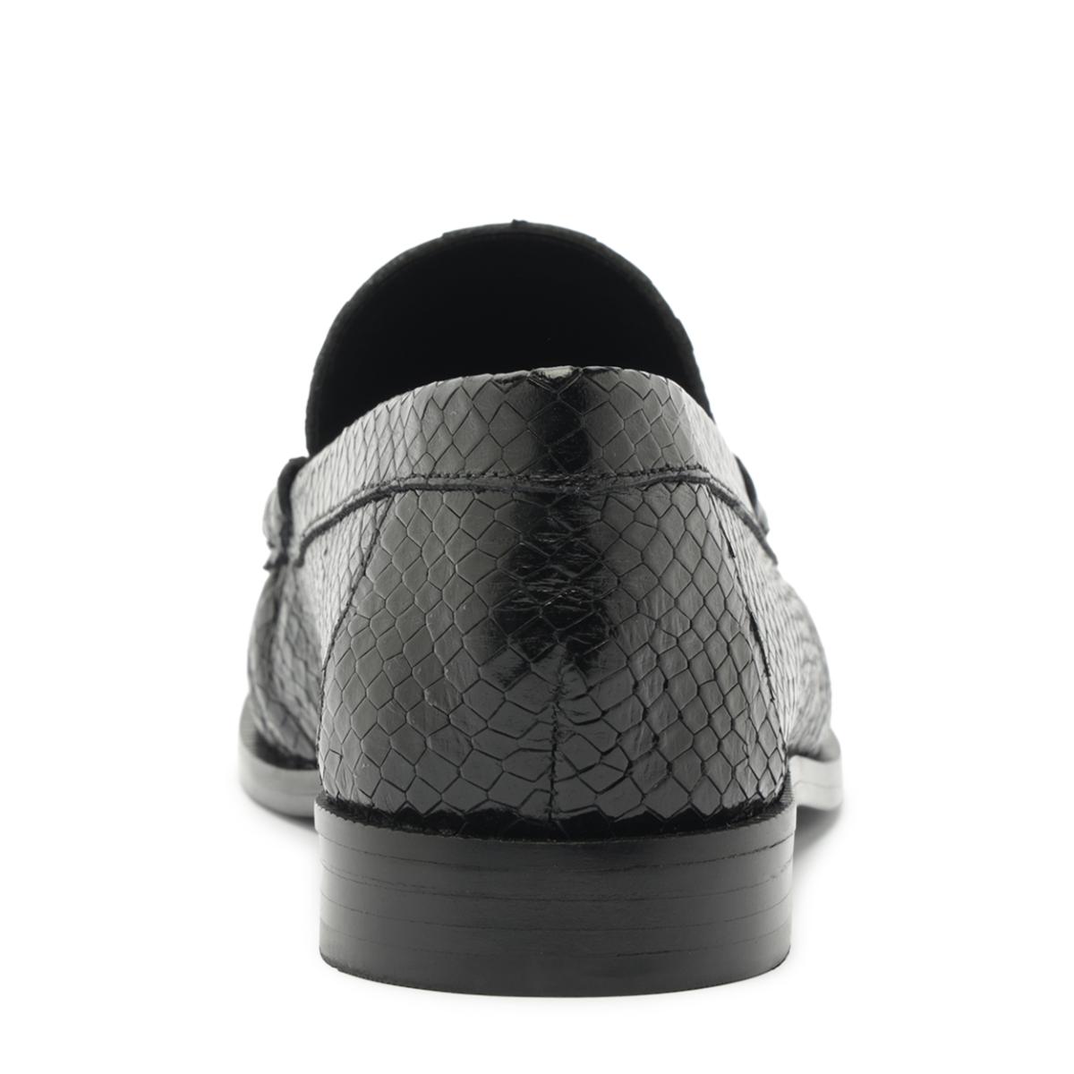 Tyche Flat in Black