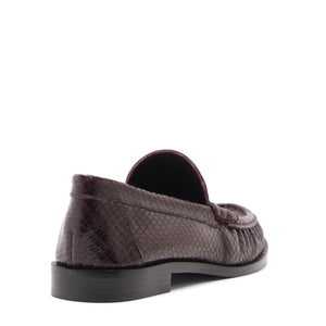 Tyche Flat in Dark Plum