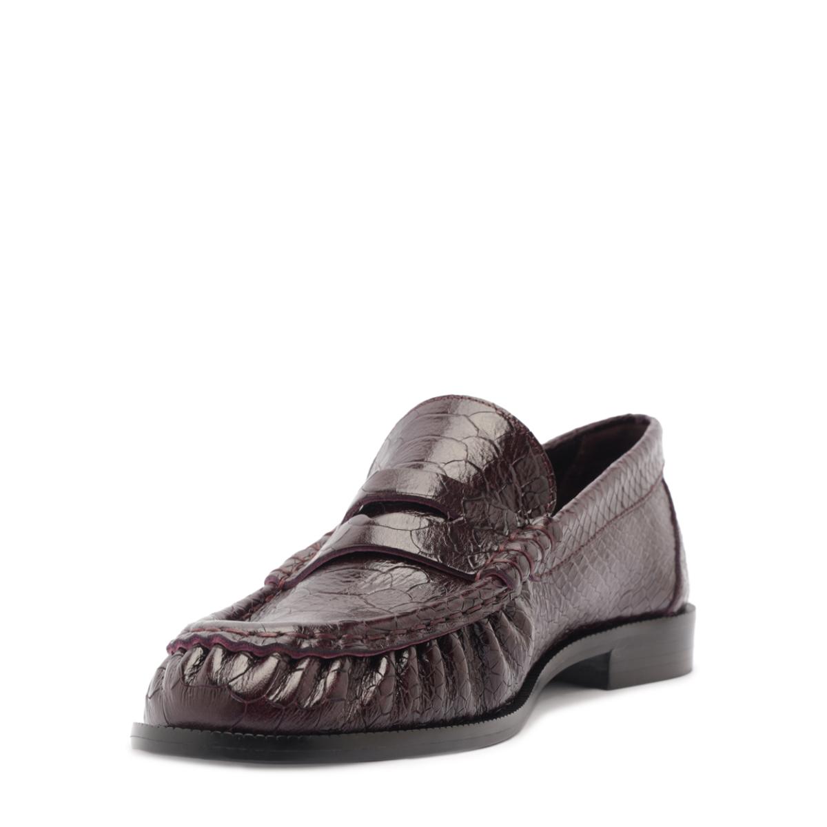 Tyche Flat in Dark Plum